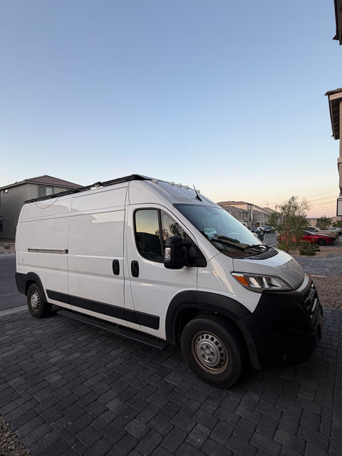 Off-Grid Campervan w/ Starlink, A/C + Shower — photo 2