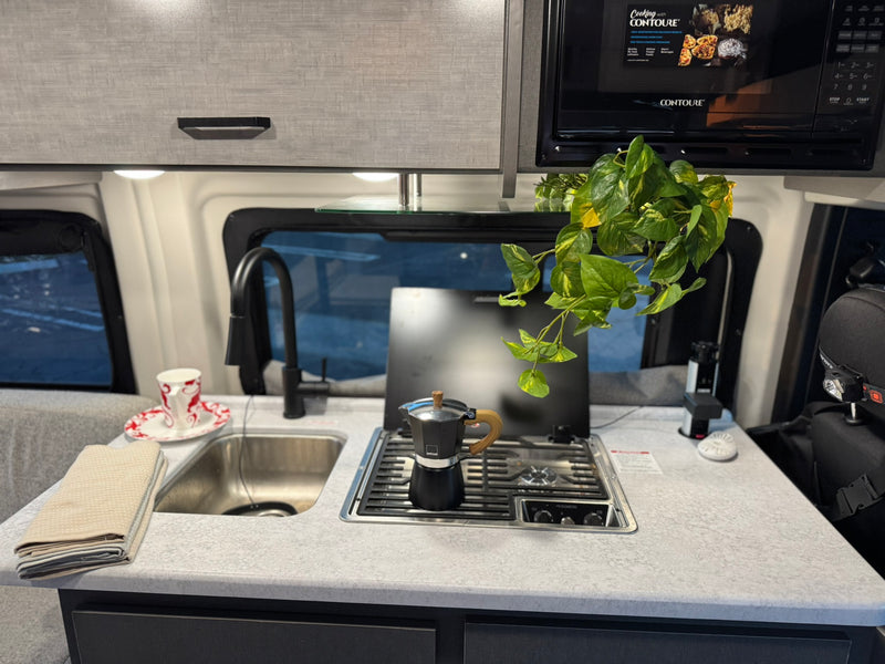  kitchen area — photo 13