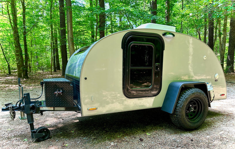 Compact teardrop camper — photo 1
