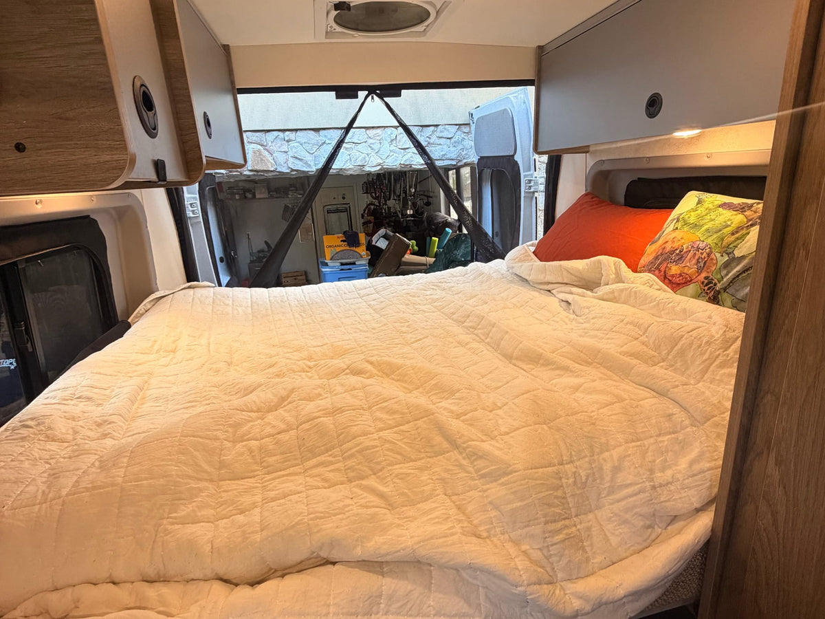  driver & passenger seats — photo 9