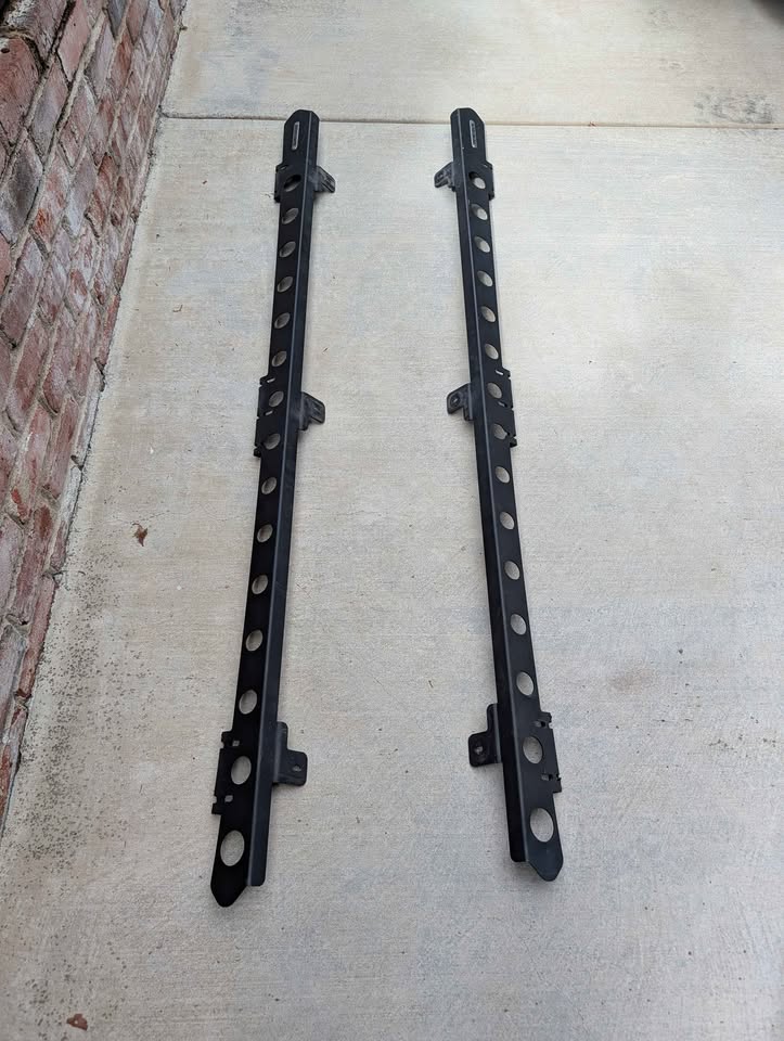 Used Rhino Rack Backbone for LC100 in San Mateo, CA (photo 2) — photo 2
