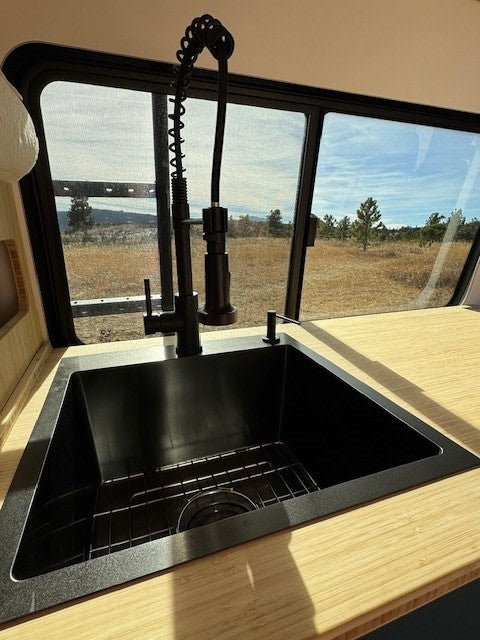  modern kitchen with sink — photo 4