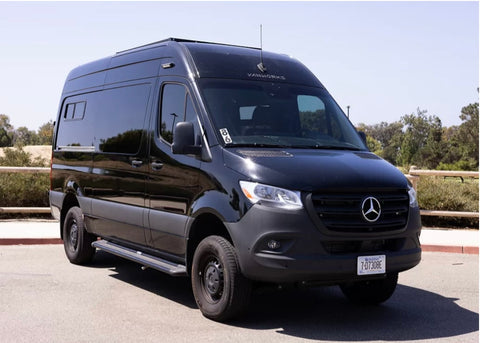 Black Knight: 2022 Vanworks Switchback 4D - GlampersCA overland rental