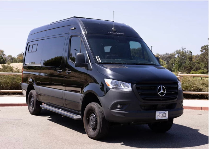 Black Knight: 2022 Vanworks Switchback 4D - GlampersCA — photo 1