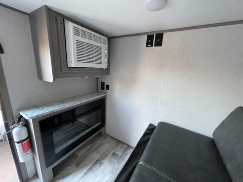 Coleman Rubicon All Terrain with Kitchen and BBQ Grill — photo 5