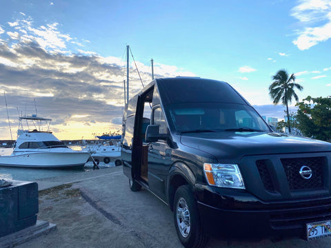 Campervan - Nissan NV2500 (high roof) - with a view of your choice — photo 5