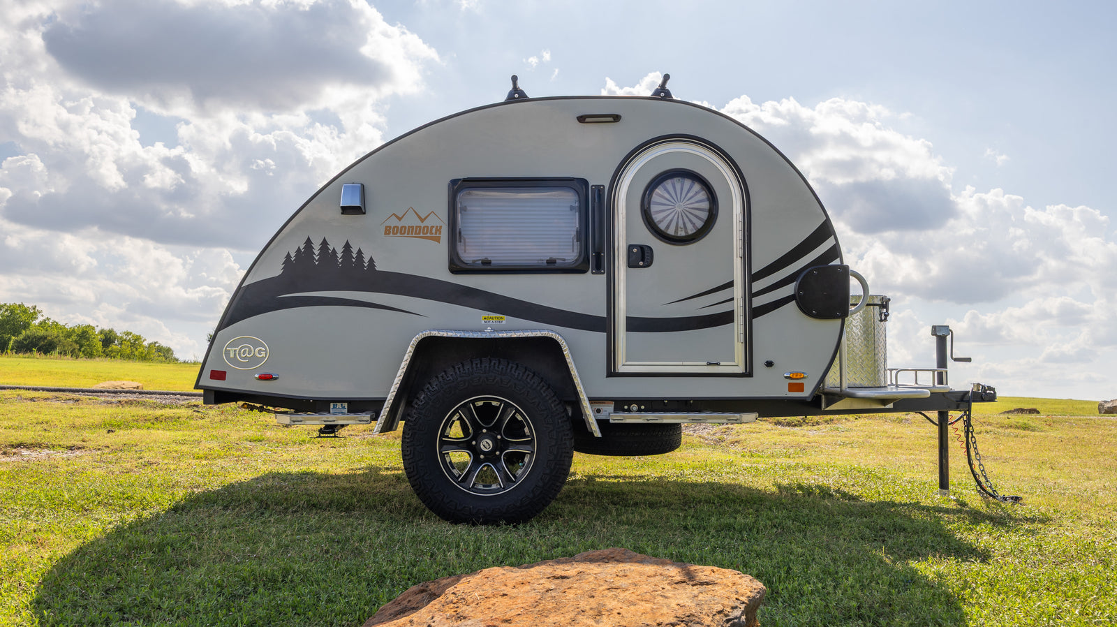nuCamp Tag XL - Lightweight Teardrop
