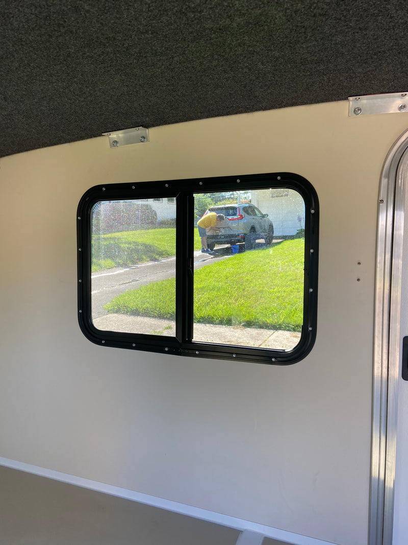 2021 Runaway Campers Rangerunner - Pets Welcome! — photo 15