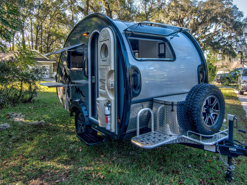  perfect for camping.|Ready for adventure: a modern teardrop camper — photo 6