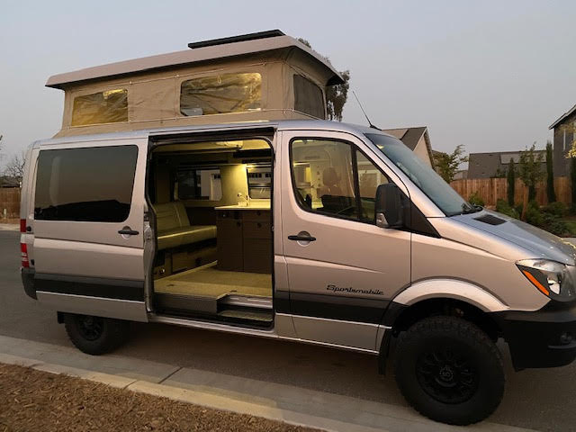  with a raised pop-top and ladder — photo 8