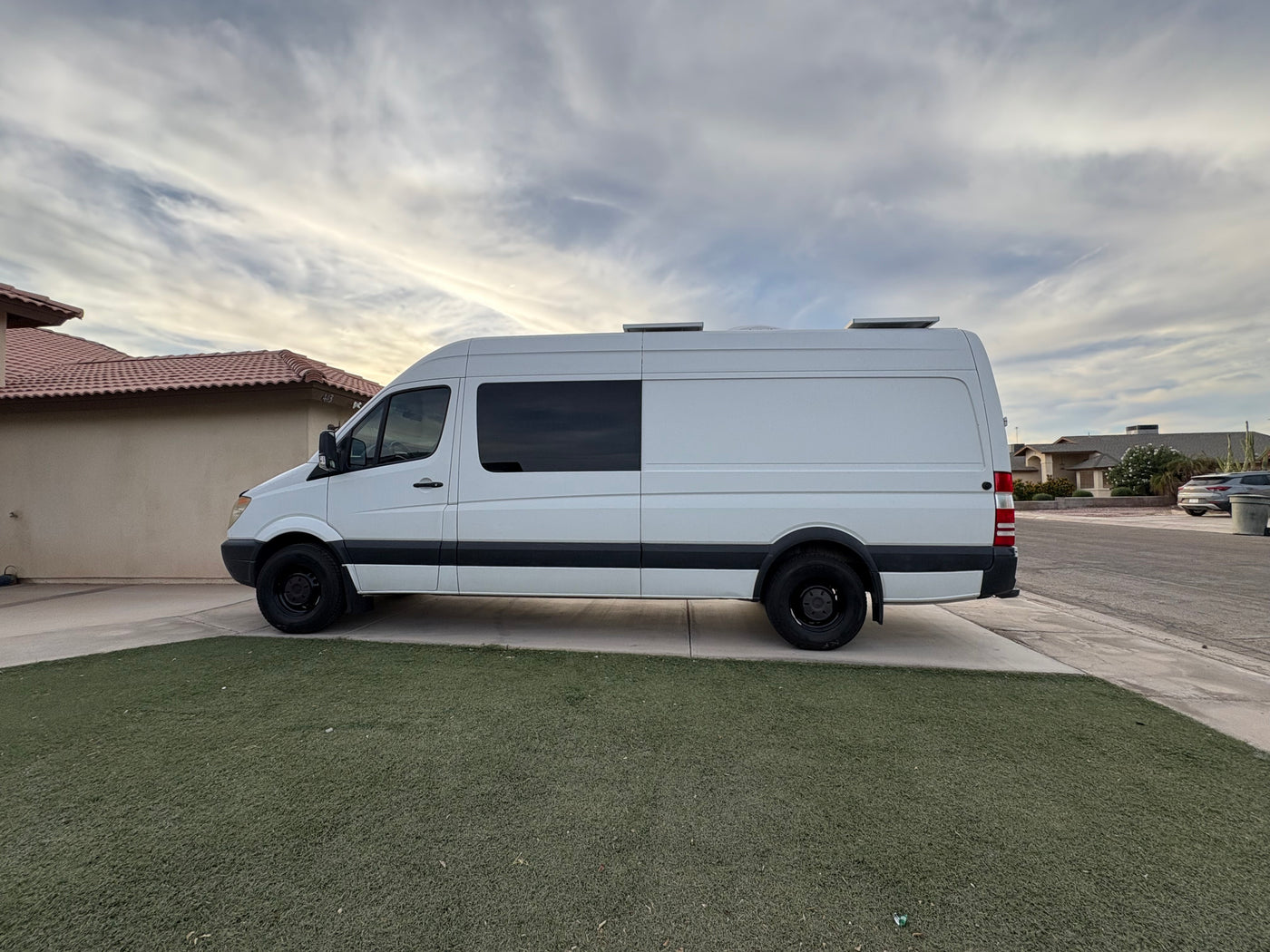 Sprinter Van — photo 2