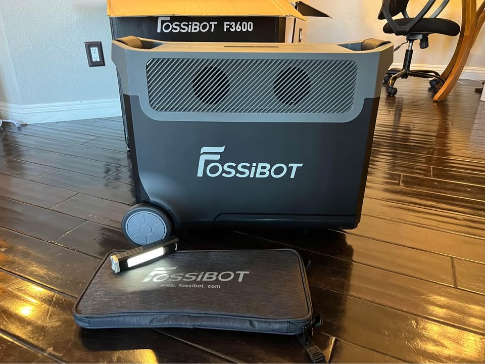 New in Box! FOSSiBOT Pro F3600 Portable Power Station – 3840Wh LiFePO4 Battery *Free Delivery* in Lemon Grove, CA (photo 4) — photo 4