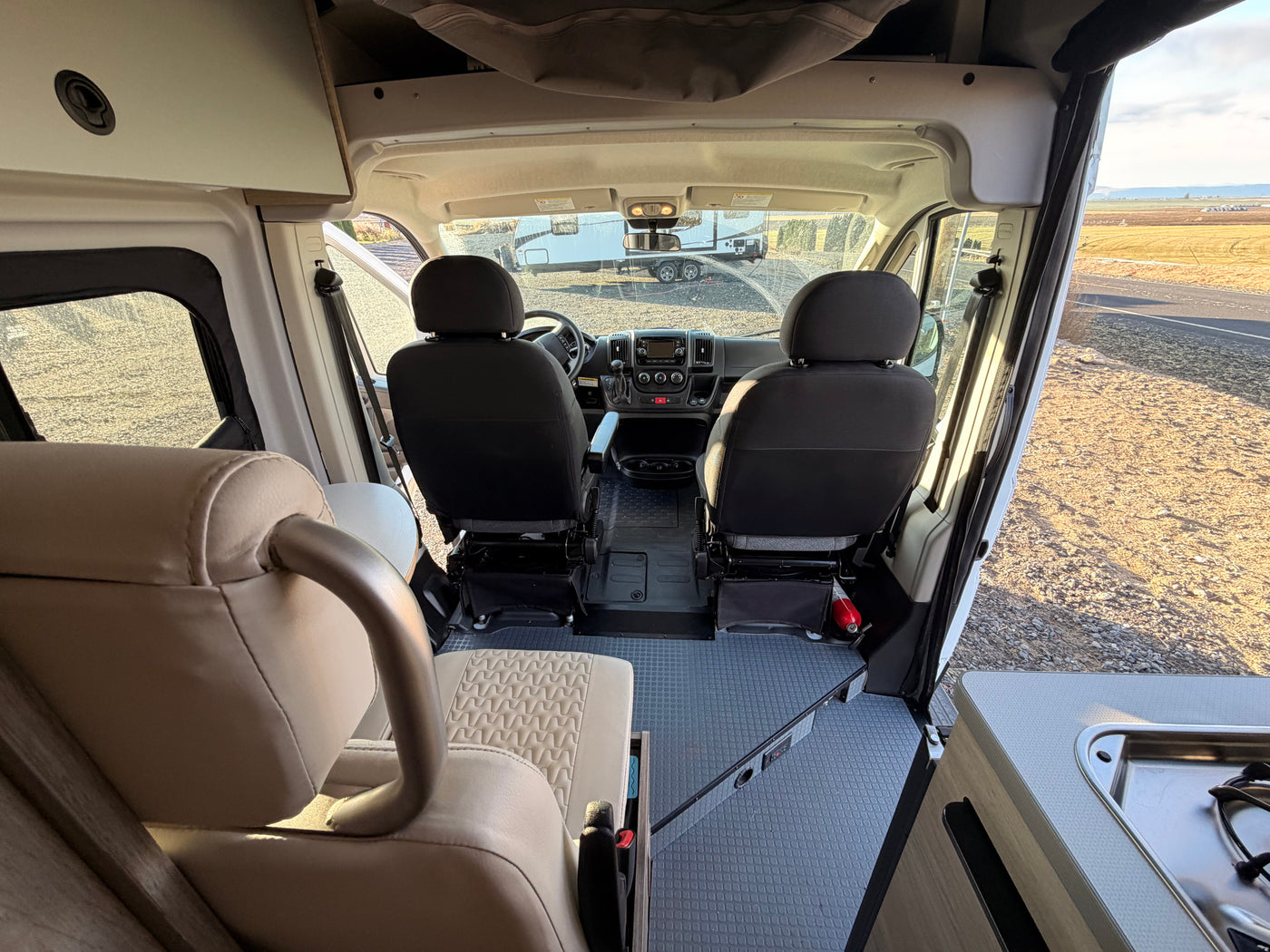 2021 Winnebago Solis 59P — photo 20