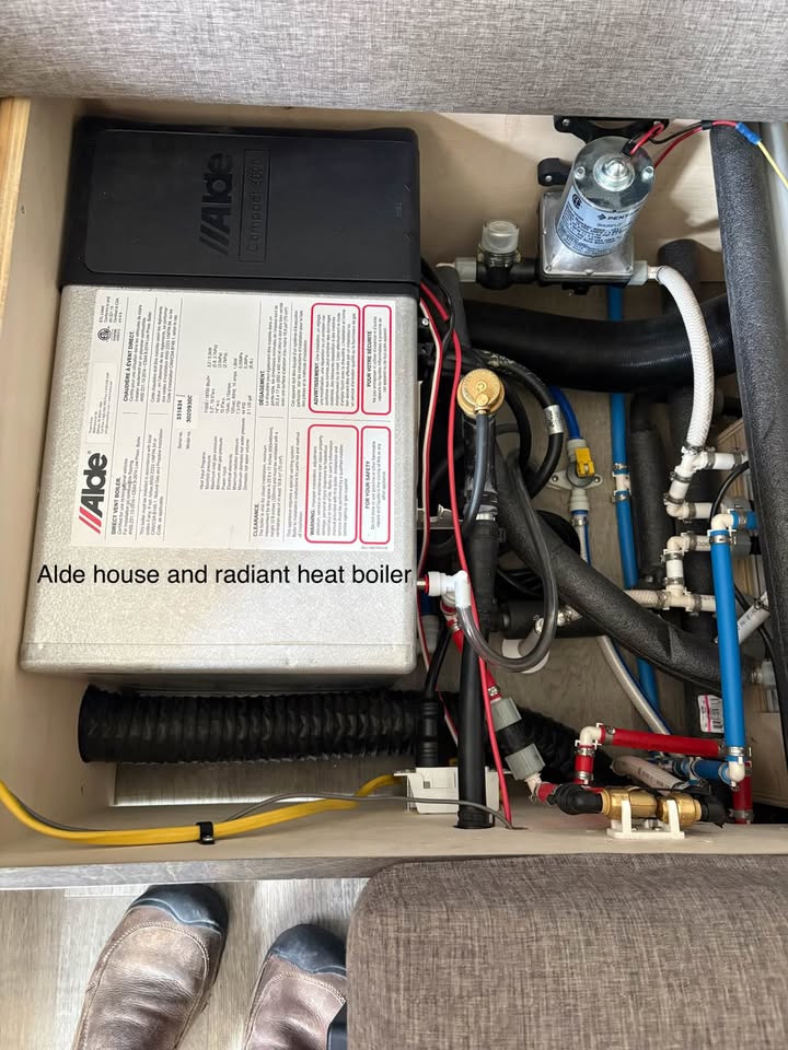 2021 NuCamp 320 S in Reno, NV (photo 12) — photo 12