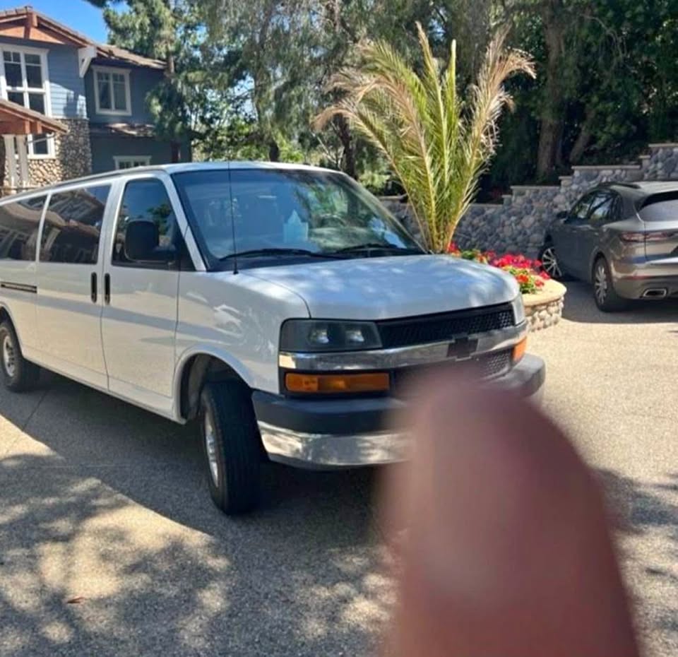 Studio in Encinitas (on wheels!), 4x4 camper van in Encinitas, CA (photo 1)