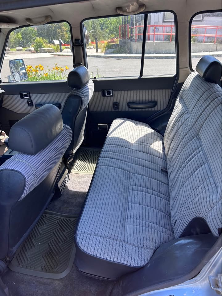 1988 Toyota Landcruiser in Spokane, WA (photo 10) — photo 10