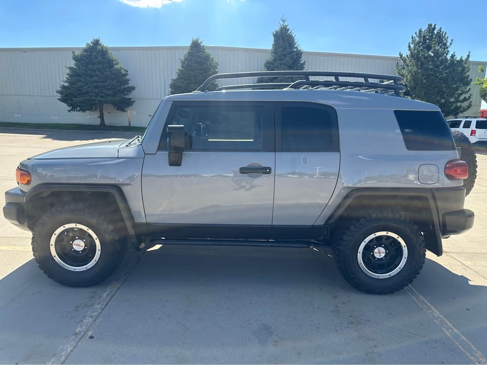 2013 Toyota FJ Cruiser TRAIL TEAMS SPECIAL EDITION in Denver, CO (photo 4) — photo 4