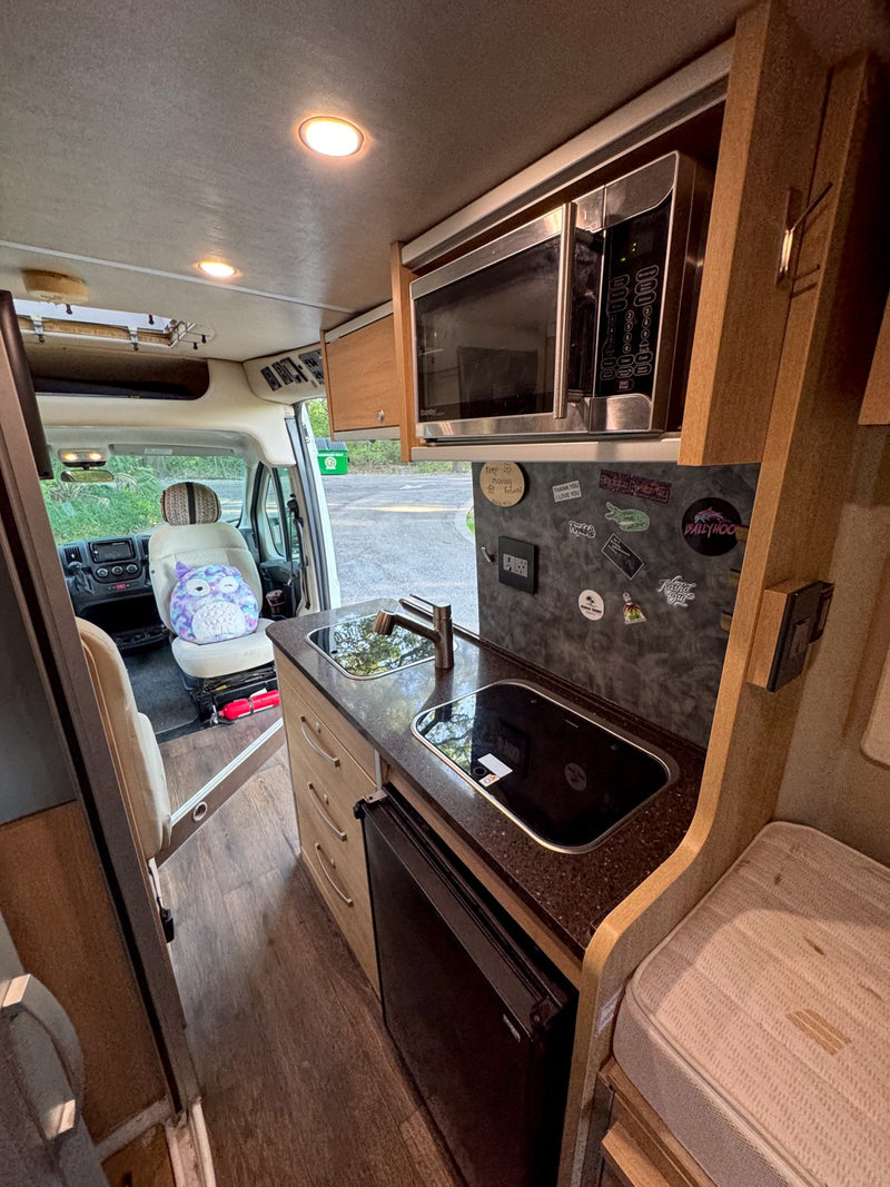 2018 Hymer Aktiv Promaster - Built for the Beach — photo 8