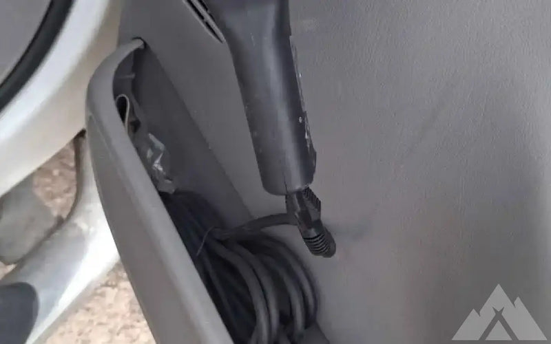 Warn vr evo winch. Bearly used, comes with wiring — used gear for sale (photo 2) — photo 2