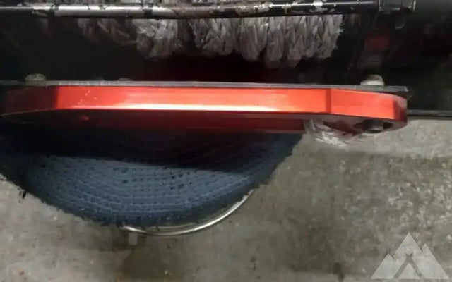 Warn winch 8000 lbs/reciever cradle — photo 2