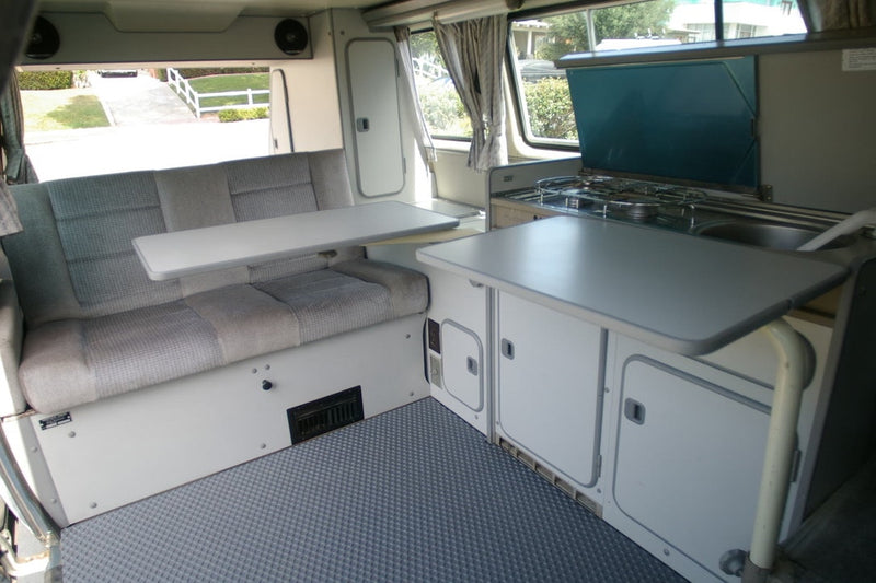  comfortable rear bench seating — photo 2