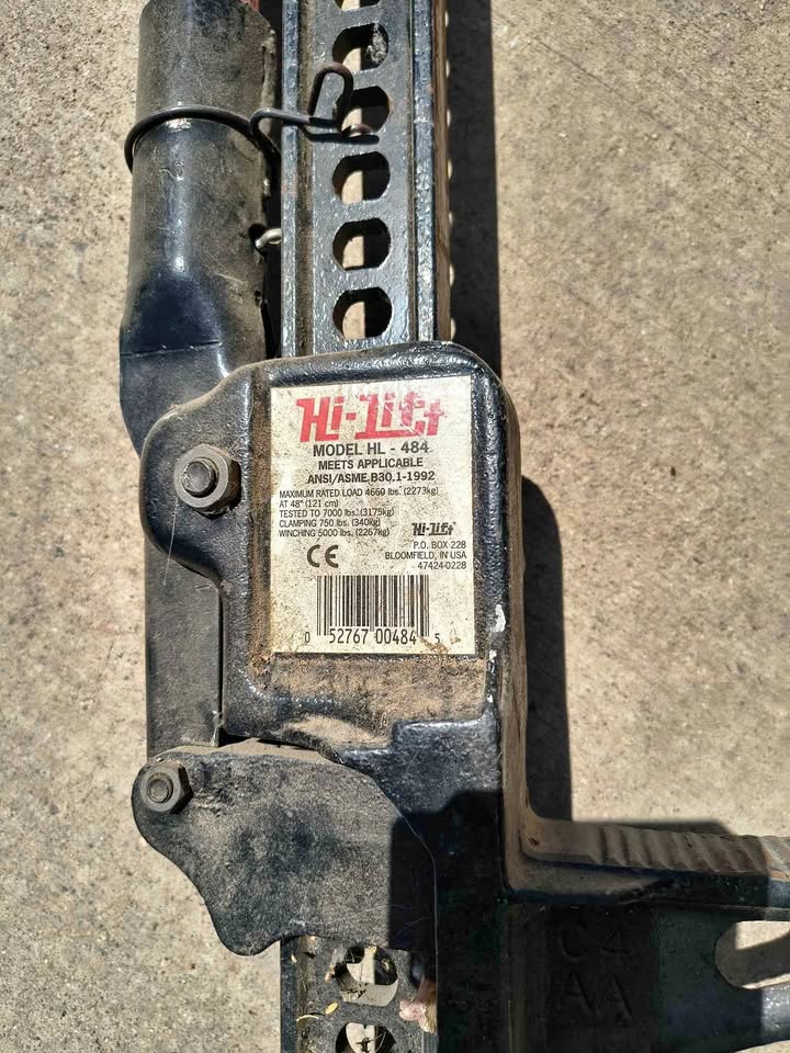 Hi Lift Jack- A True Off Road Beast in Phoenix, AZ (photo 1) — photo 1