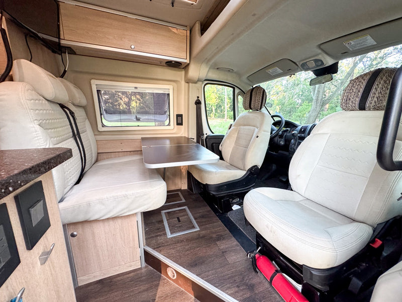 2018 Hymer Aktiv Promaster - Built for the Beach — photo 14