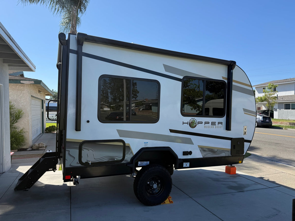 Hopper Modern Buggy rv rental — photo 1