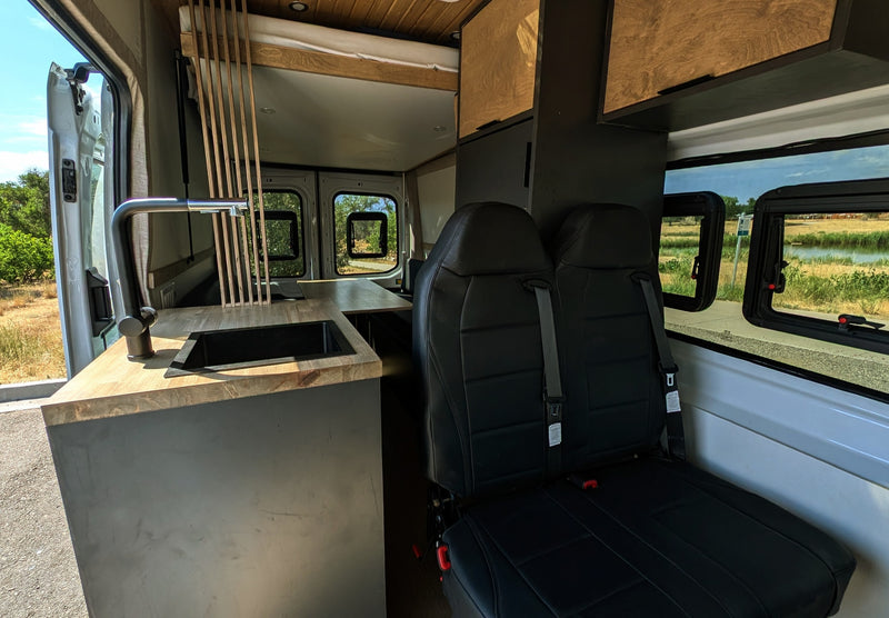  with roof racks & side steps — photo 3