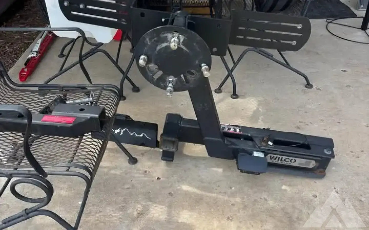 Wilco hitch Tire Carrier w/attachments — used tire carriers & swing outs for sale (photo 3) — photo 3