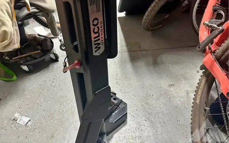 Wilco off-road hitch swing — used tire carriers & swing outs for sale (photo 4)