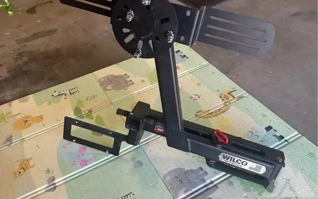 Wilco offered hitchgate solo swing away spare tire — used tire carriers & swing outs for sale (photo 3)