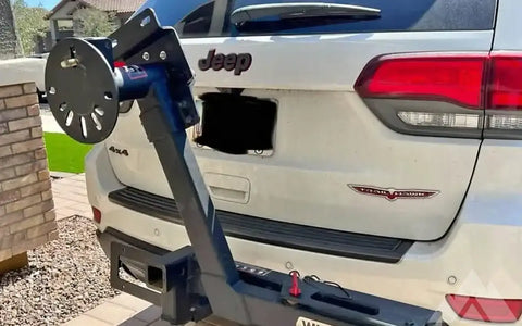 Wilco Offroad Hitchgate Solo tire carrier