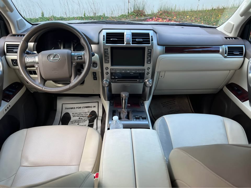 2011 Lexus GX · GX 460 Luxury Sport Utility 4D in Kirkland, WA (photo 8) — photo 8