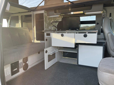 Sportsmobile Quigley Ford E350 4x4 — photo 5