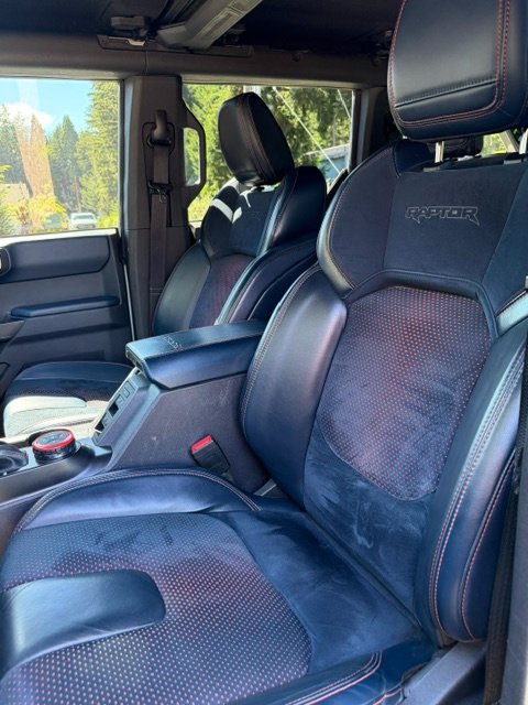 2023 Ford bronco raptor — photo 10