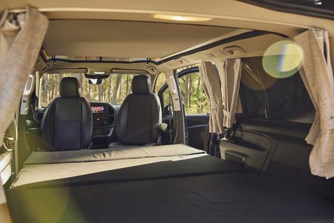 Sprinter's little sister...the Mercedes Metris with Pop-top & rear kitchen — photo 2