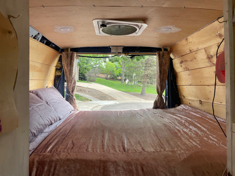 Simple, powerful, reliable SoCal campervan overland rental