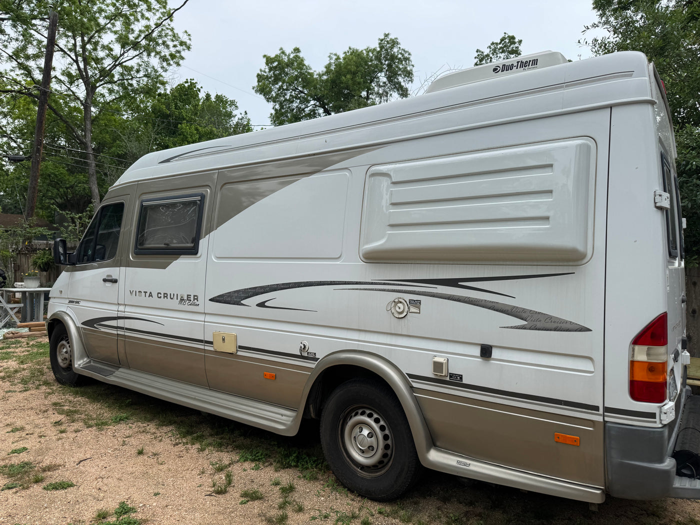 Stella: Your Cozy Cabin on Wheels — photo 13