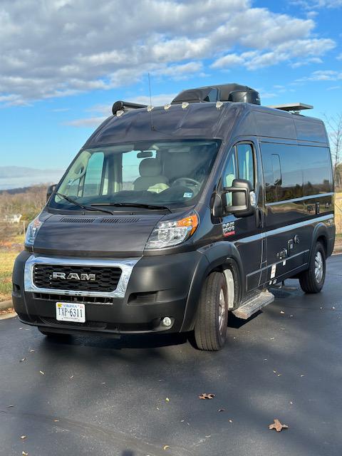 “Mjölnir” NEW Fully Contained OFF-Grid Camper Van! — photo 8