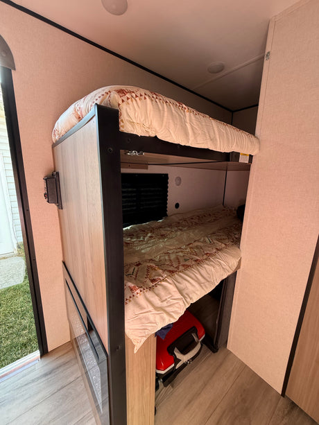 2025 Keystone Coleman 13B – Easy Tow, Sleeps 4 | Adventure Ready