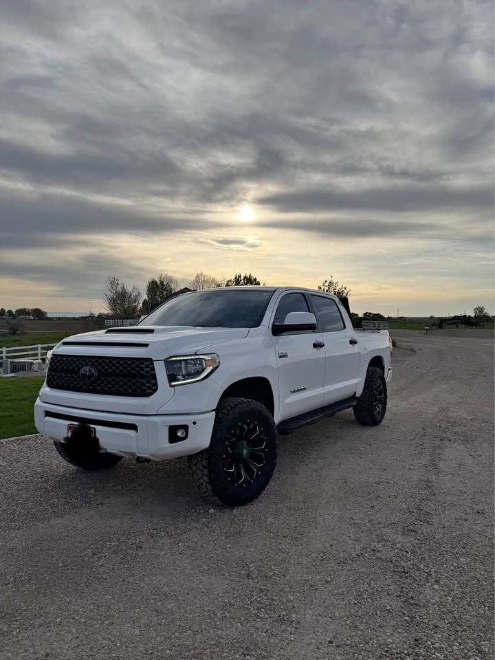 2018 Toyota Tundra CrewMax · SR5 Pickup 4D 5 1/2 ft in Nampa, ID (photo 1) — photo 1