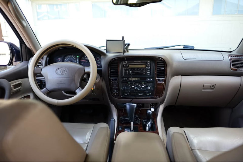 2000 Toyota Landcruiser · Sport Utility 4D in Hillsboro, OR (photo 8) — photo 8
