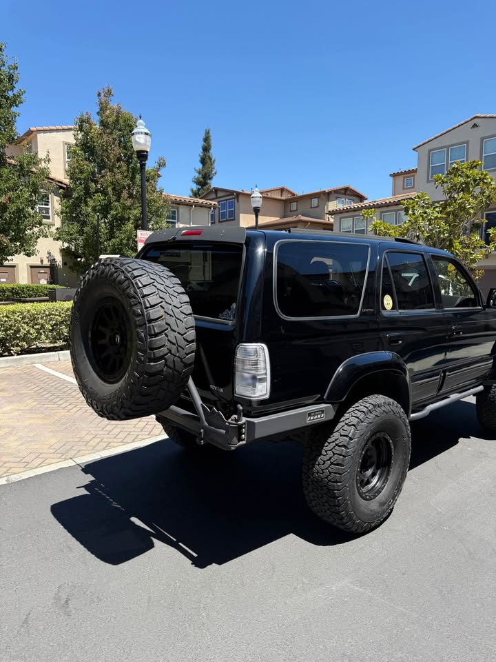 1998 Toyota 4Runner · Limited Sport Utility 4D in San Jose, CA (photo 3) — photo 3