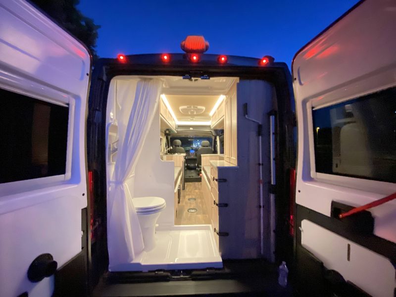 Flagstaff Camper Van | Easy Drive | Arizona Road Trip Ready — photo 4