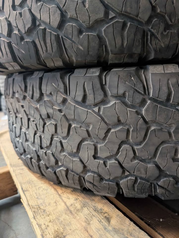 Bs Goodrich all-terrain t/a ko2 285/70r17 in Rio Rancho, NM (photo 9) — photo 9