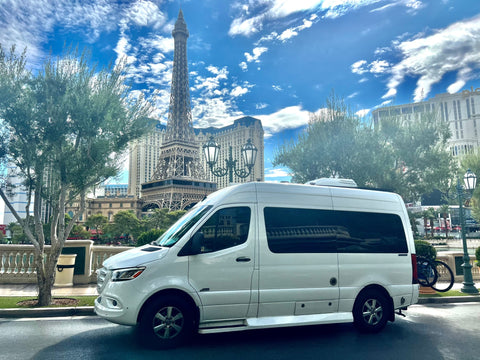 SoCal Glamping on Wheels - 20ft Modern Luxury Mercedes-Benz Sprinter — photo 3