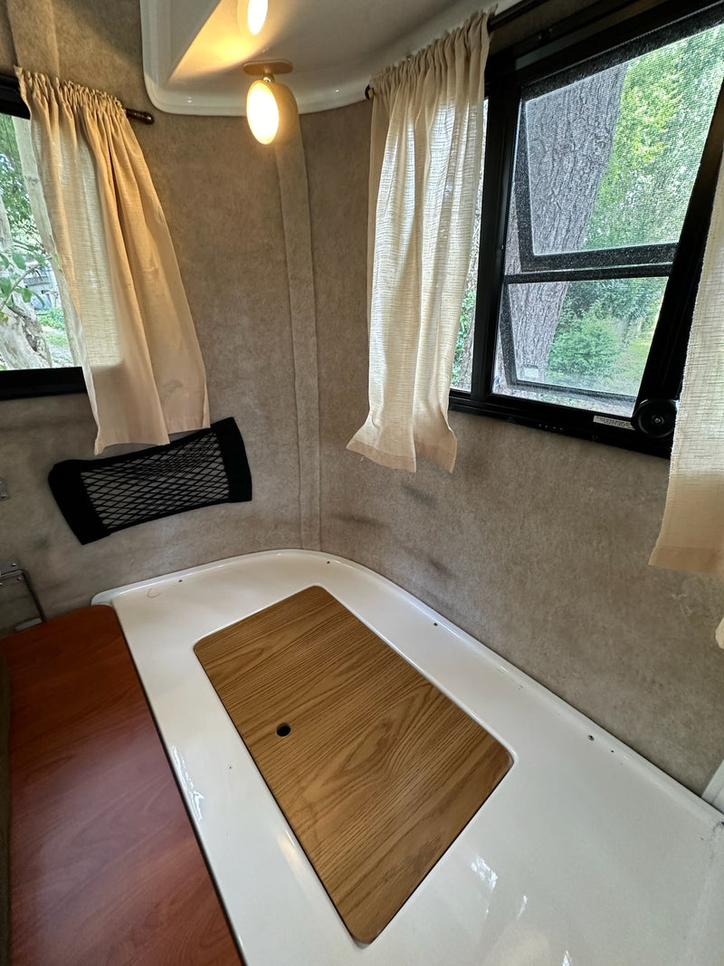 Scamp 13' Travel Trailer (2011) — photo 19