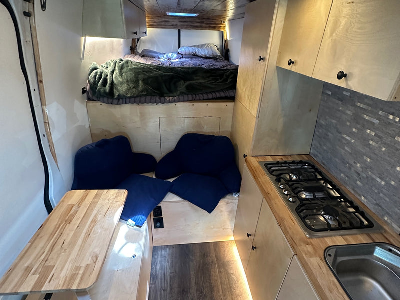  compact kitchen with stove/sink — photo 10