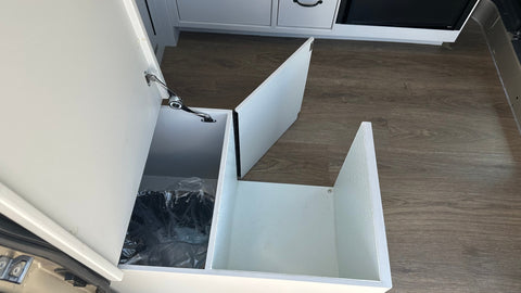 2024 CamperVan "Sunny" OFF Grid Heat AND AC - 5 seatbelts! — photo 5
